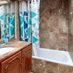 Διαμέρισμα Amazing In With Wifi Εστεπόνα