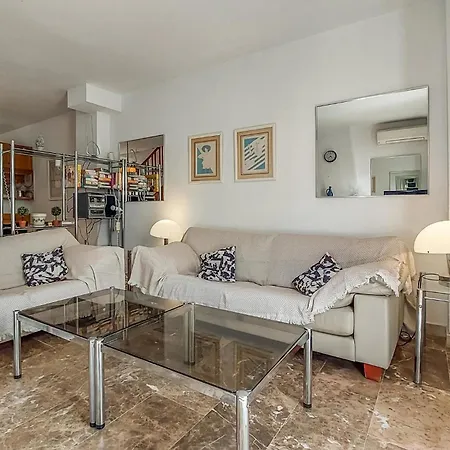 Beautiful In דירה